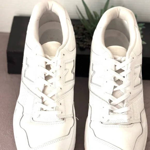 MENS NEW BALANCE WHITE BASKETBALL 650 R
DESIGN LOW TOP LACE UP SZ 16 - Picture 6 of 11